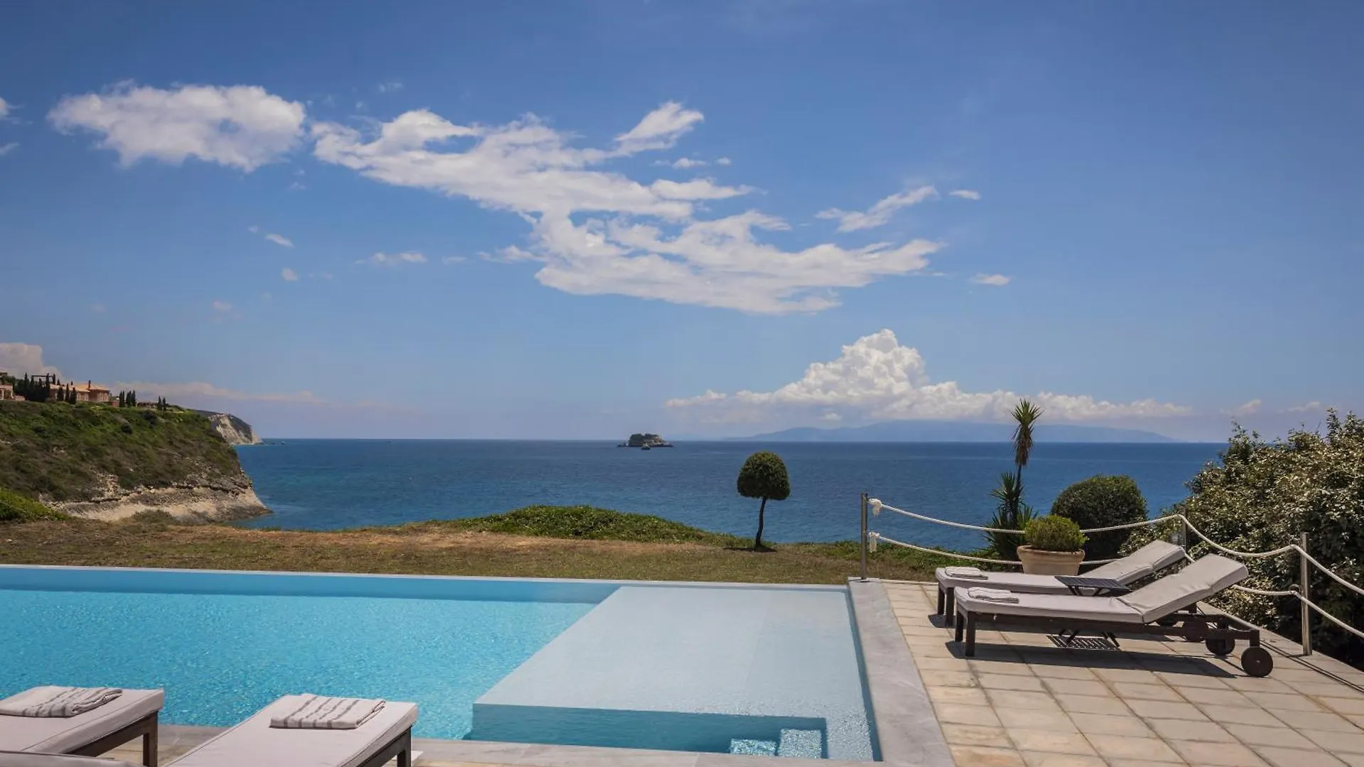 The Seasons Villa Svoronata Greece