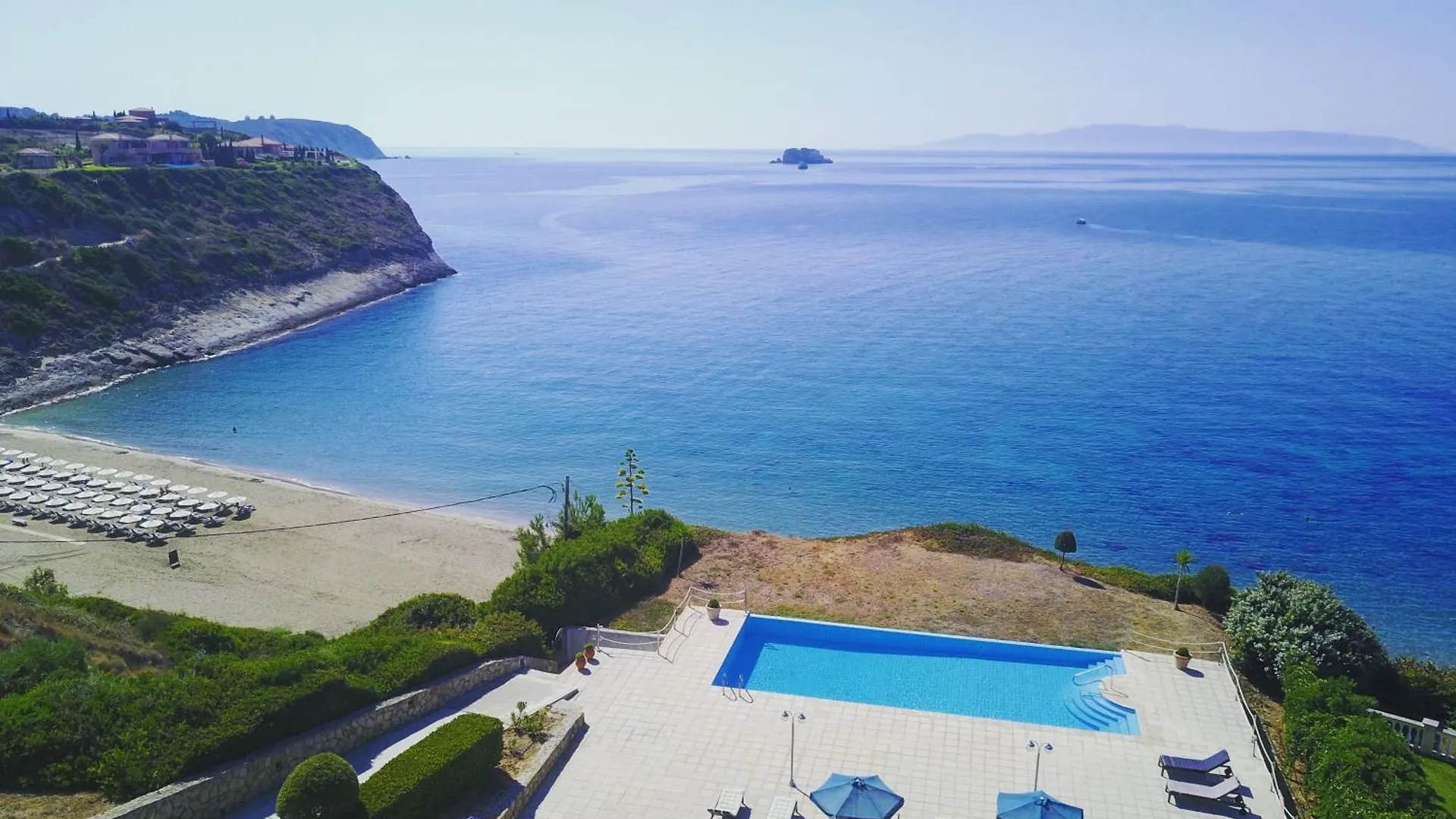 The Seasons Villa Svoronata