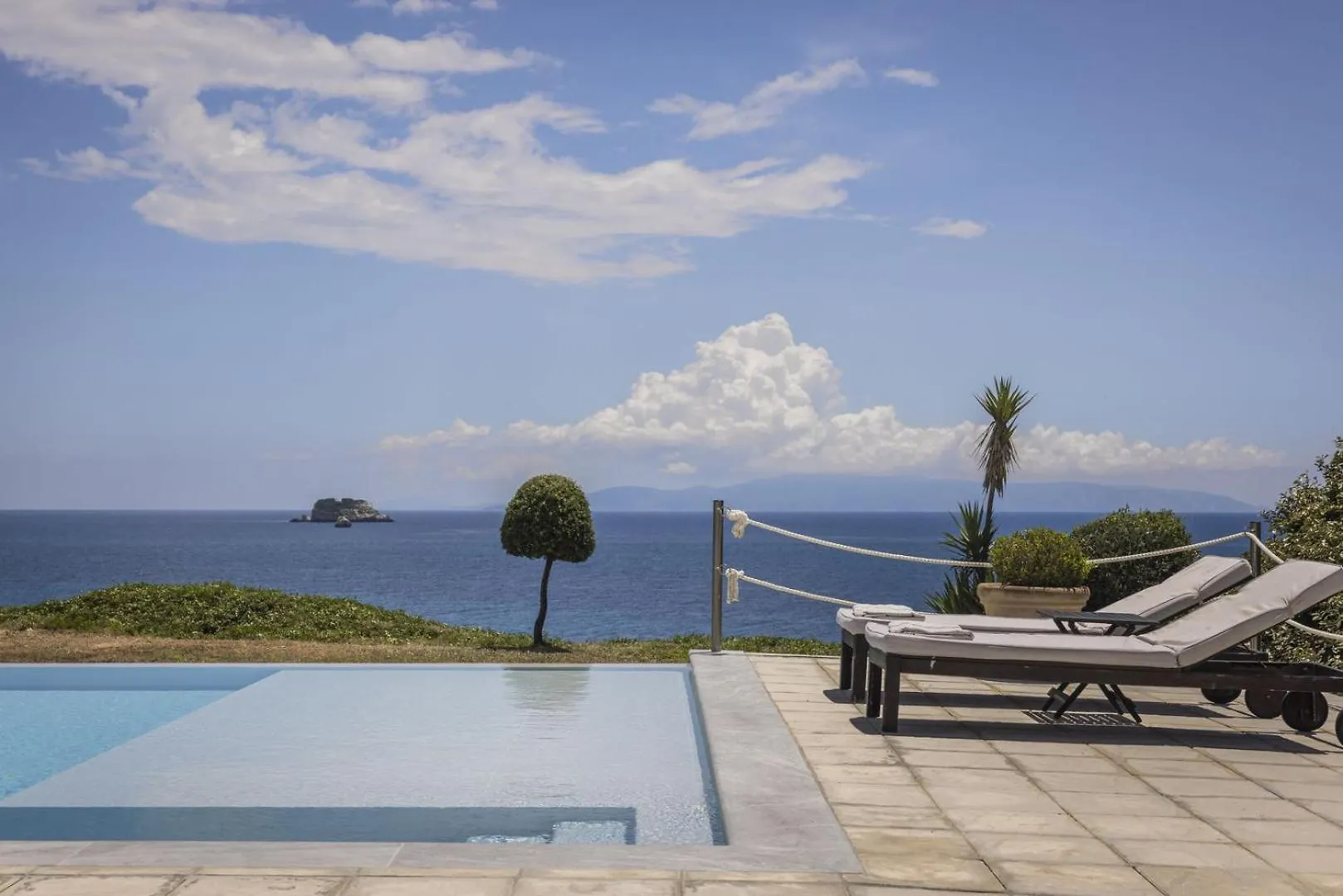 The Seasons Villa Svoronata Greece